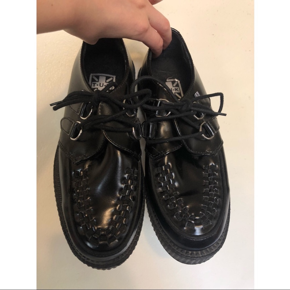 TUK Viva Low Creepers